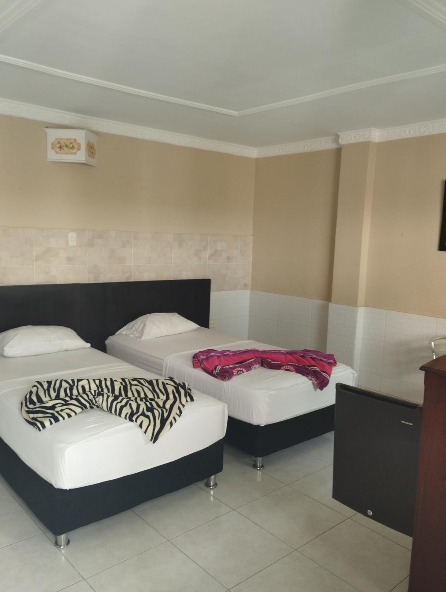 Hotel Fundacooedumag Rodadero Santa Marta  Buitenkant foto
