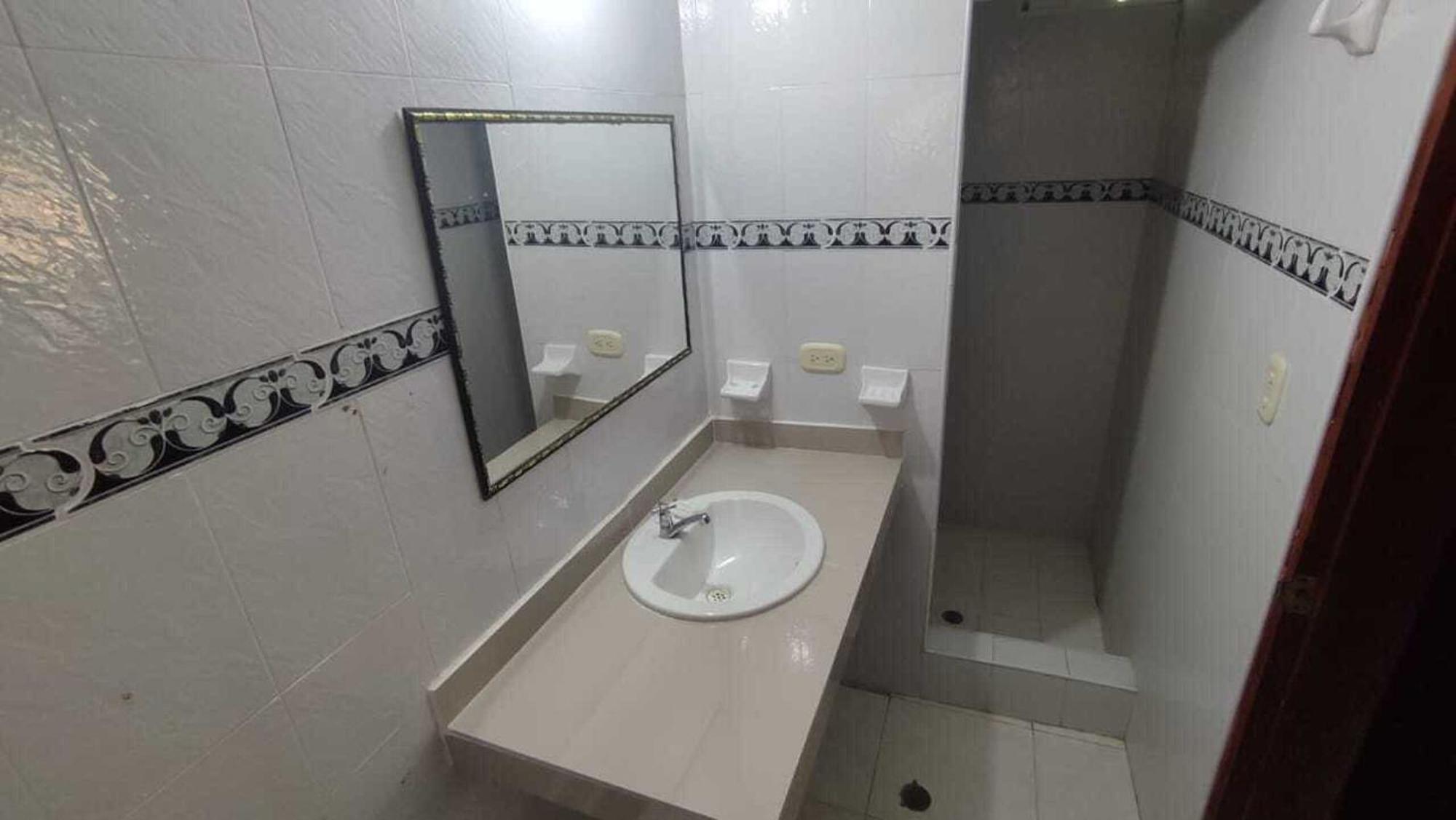 Hotel Fundacooedumag Rodadero Santa Marta  Buitenkant foto