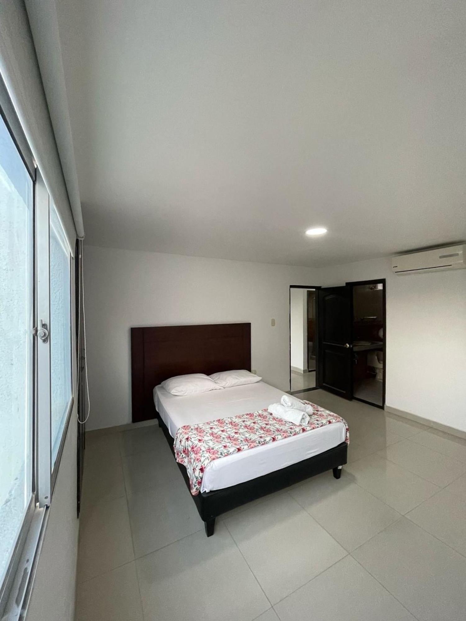 Hotel Fundacooedumag Rodadero Santa Marta  Buitenkant foto